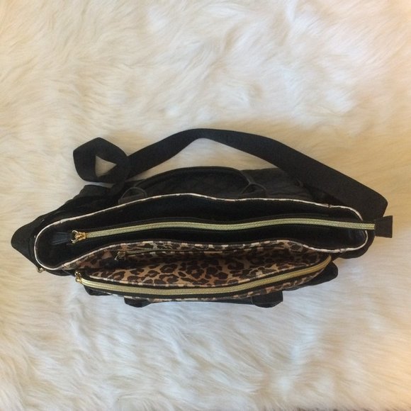 Betsey Johnson Leopard Travel Bag - Picture 4 of 11